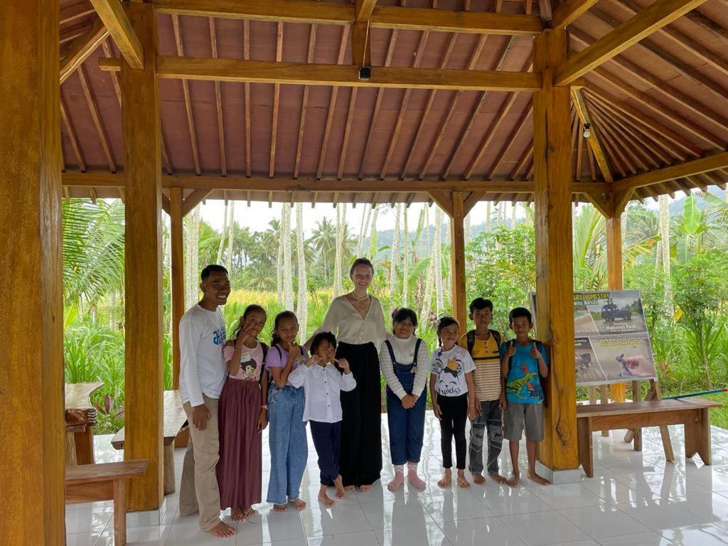 Adventure Turtle Homestay Meru Betiri Sarungan Ngoại thất bức ảnh